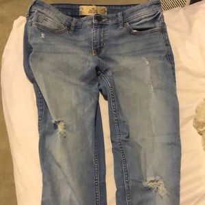 Hollister women’s jeans